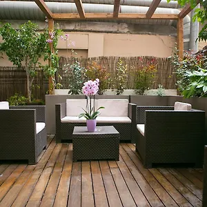 https://blanc-guest-house.catalonia-hotels.com